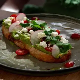 Avocado Tartine at Mamazzita Cabo